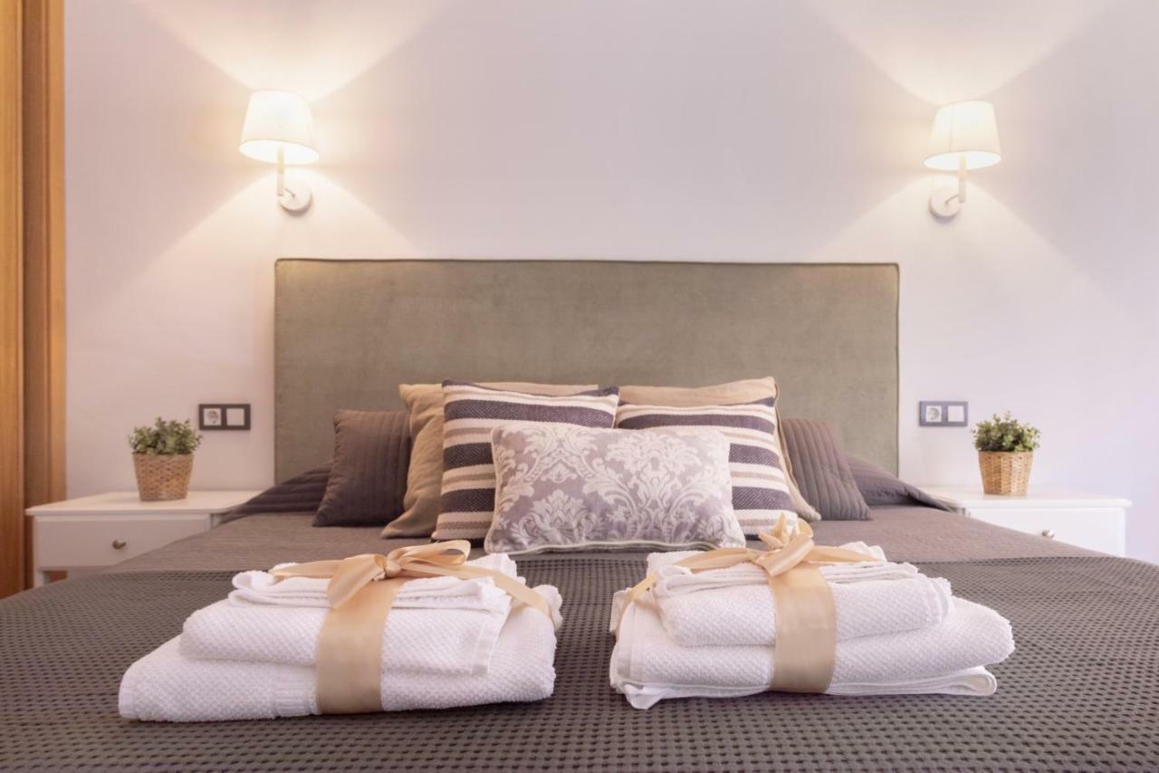 -Malagasunapts- Rooftop Pool & Free Parking Exteriör bild