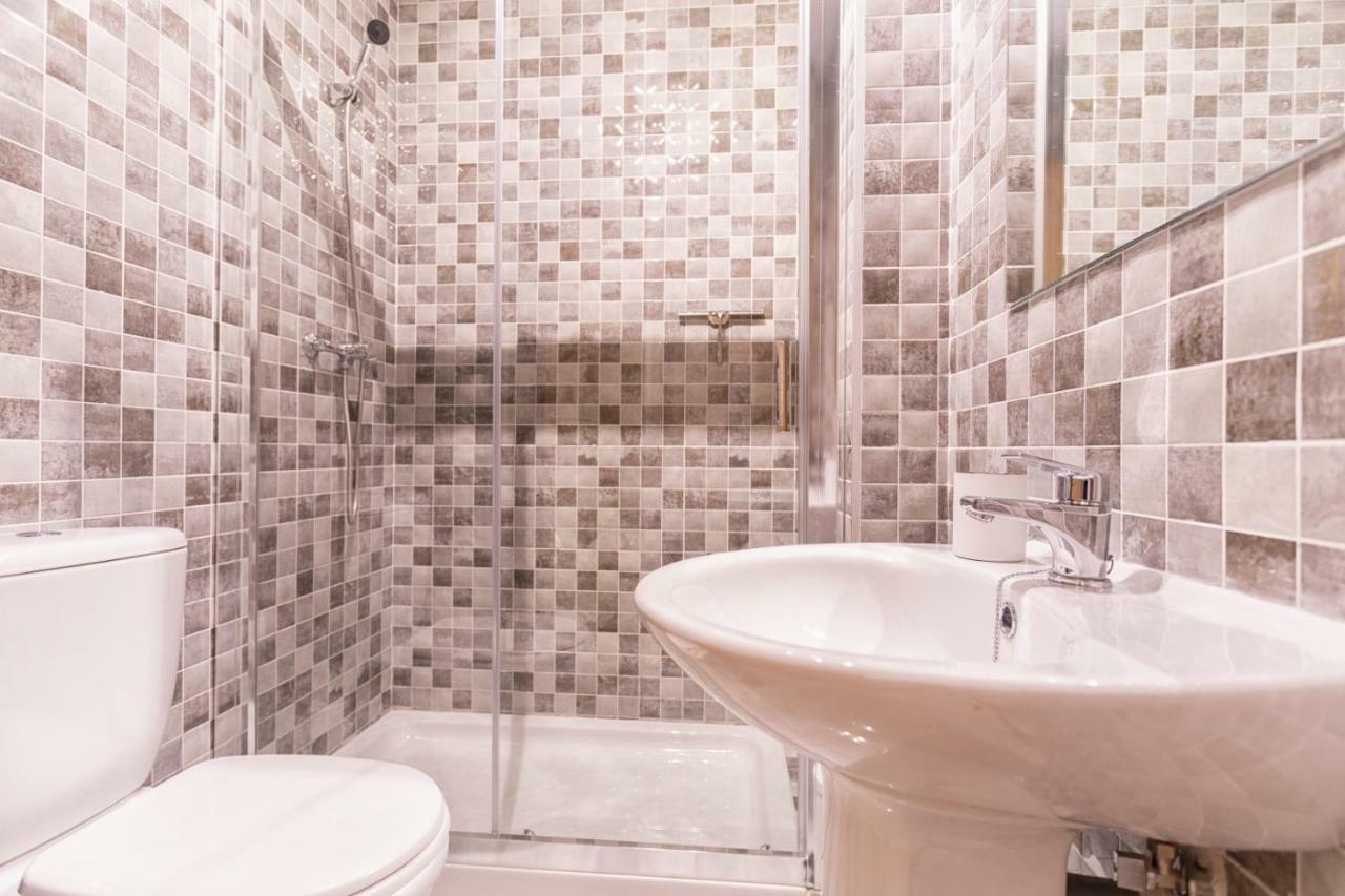 -Malagasunapts- Rooftop Pool & Free Parking Exteriör bild